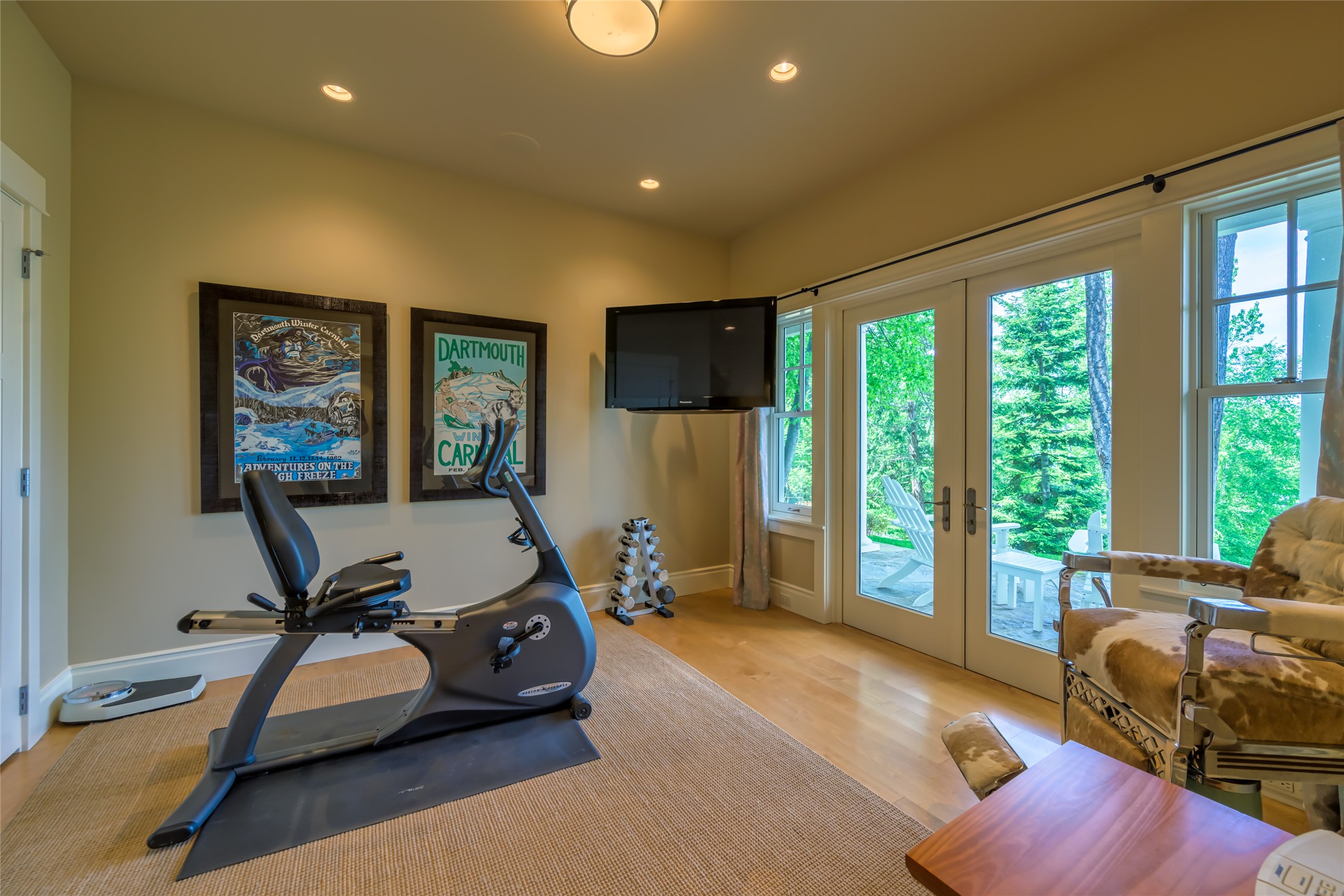 Polson, Montana 59860, United States, 4 Bedrooms Bedrooms, ,5 BathroomsBathrooms,Residential,Active,140764