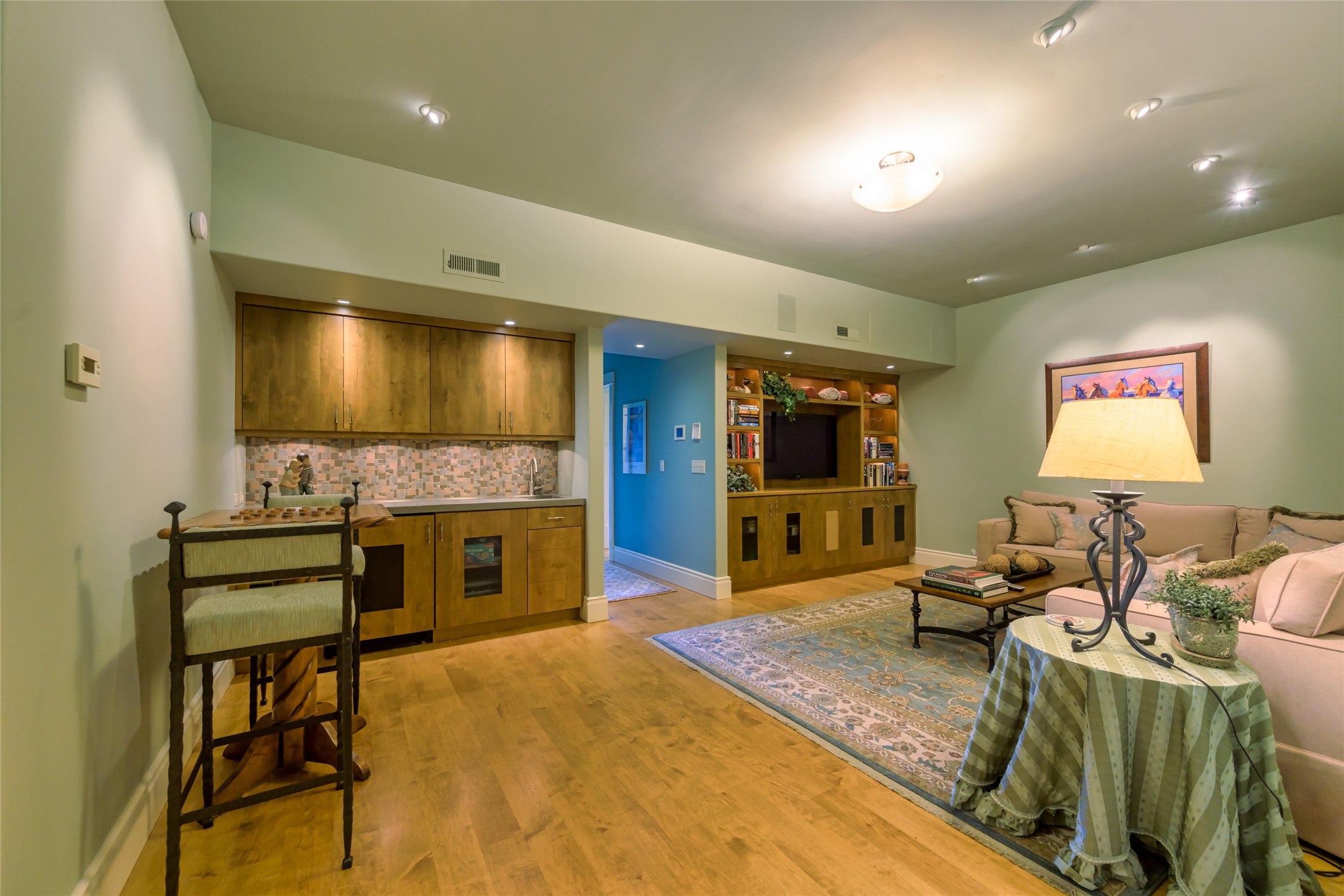 Polson, Montana 59860, United States, 4 Bedrooms Bedrooms, ,5 BathroomsBathrooms,Residential,Active,140764