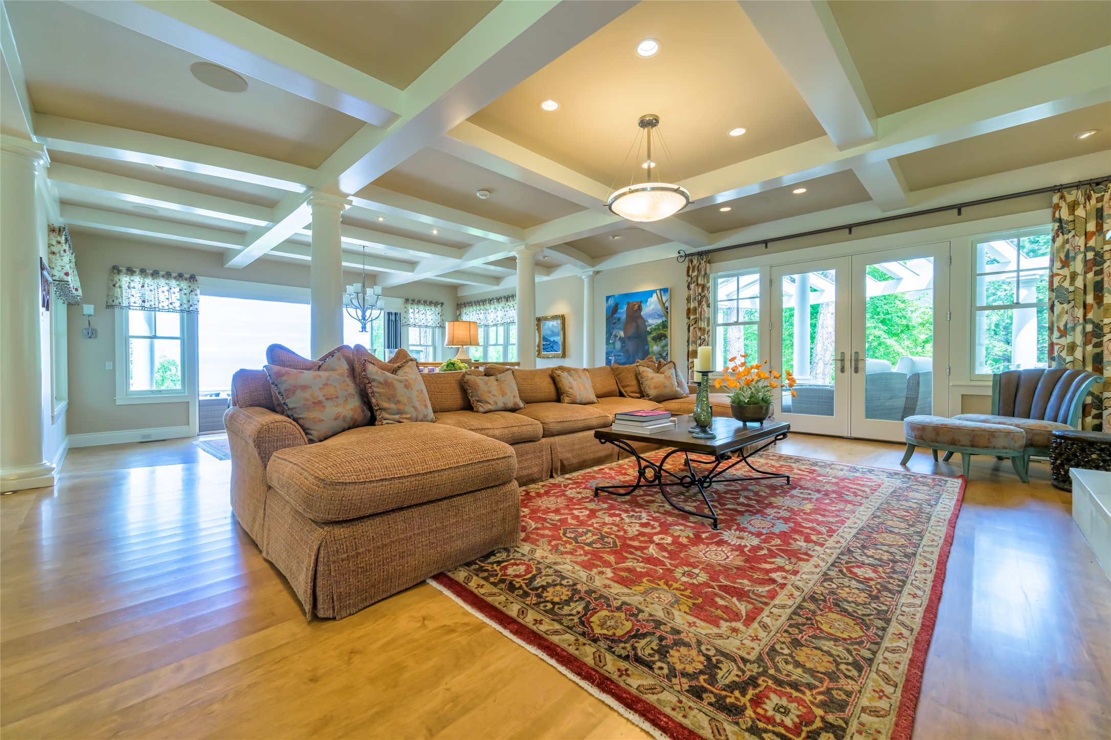 Polson, Montana 59860, United States, 4 Bedrooms Bedrooms, ,5 BathroomsBathrooms,Residential,Active,140764