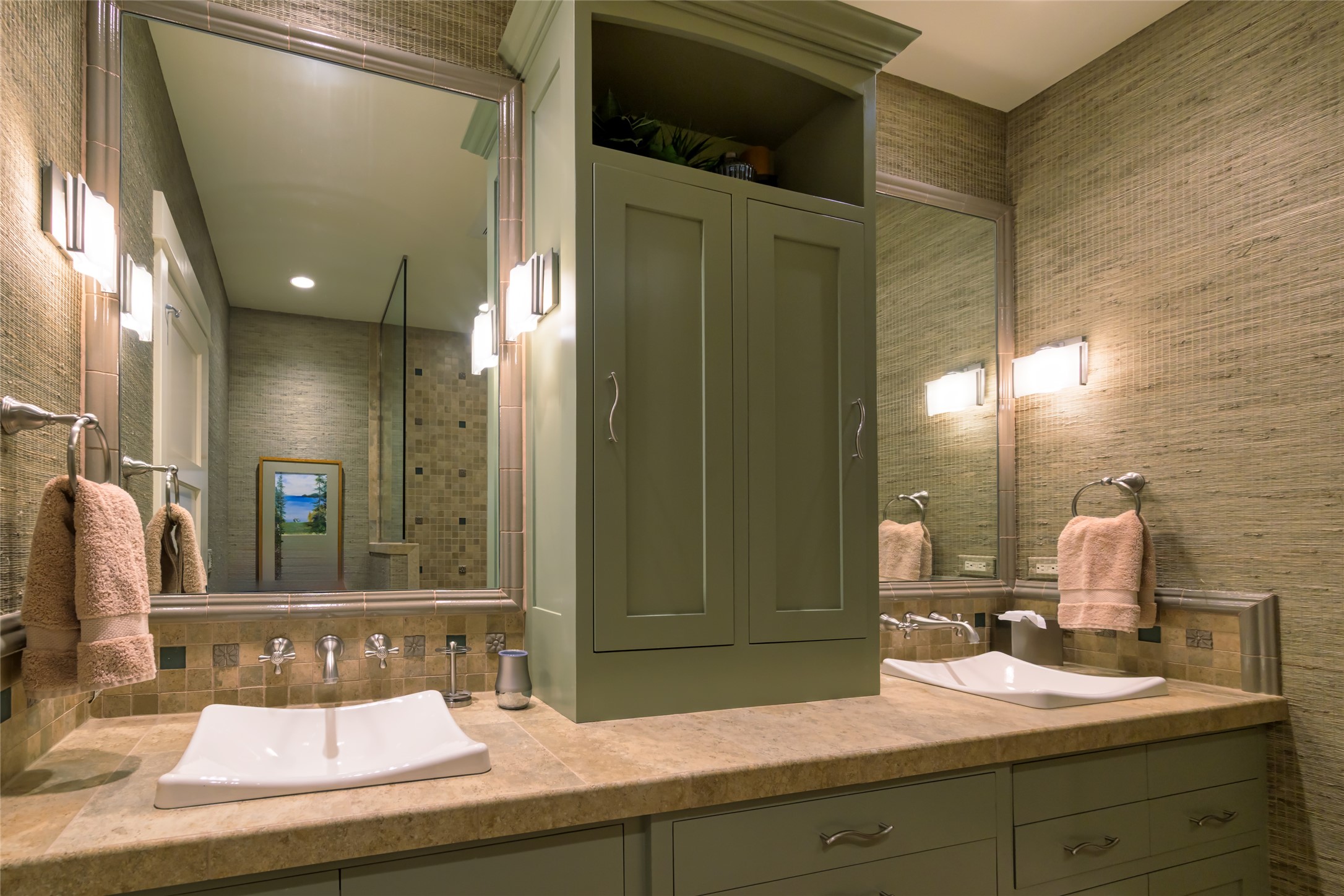 Polson, Montana 59860, United States, 4 Bedrooms Bedrooms, ,5 BathroomsBathrooms,Residential,Active,140764