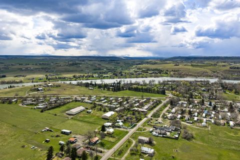 Tiny photo for 1060 55th Avenue S, Great Falls, MT 59405 (MLS # 30064797)