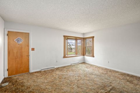 Tiny photo for 1060 55th Avenue S, Great Falls, MT 59405 (MLS # 30064797)