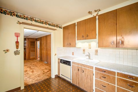 Tiny photo for 1060 55th Avenue S, Great Falls, MT 59405 (MLS # 30064797)