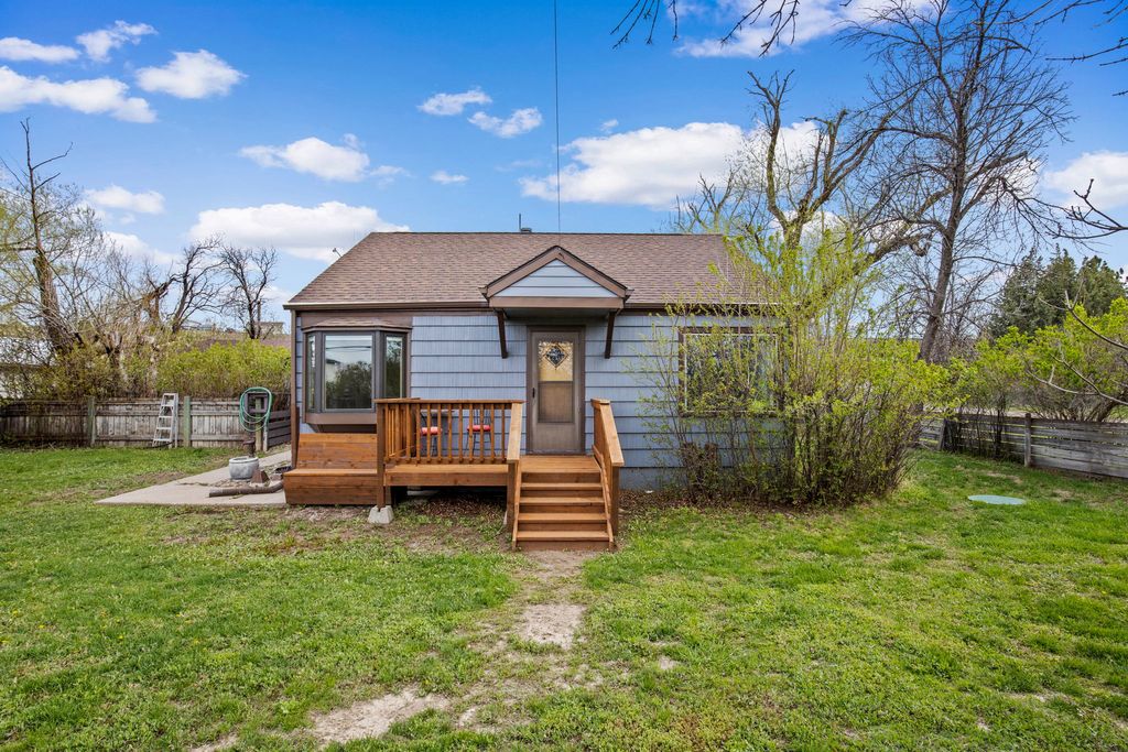 Photo of 1060 55th Avenue S, Great Falls, MT 59405 (MLS # 30064797)