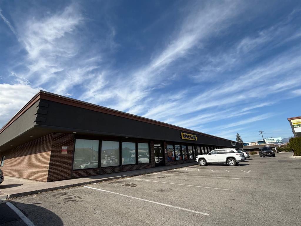 Photo 1 of 17 — 1523 S Russell Street, Missoula, MT 59801