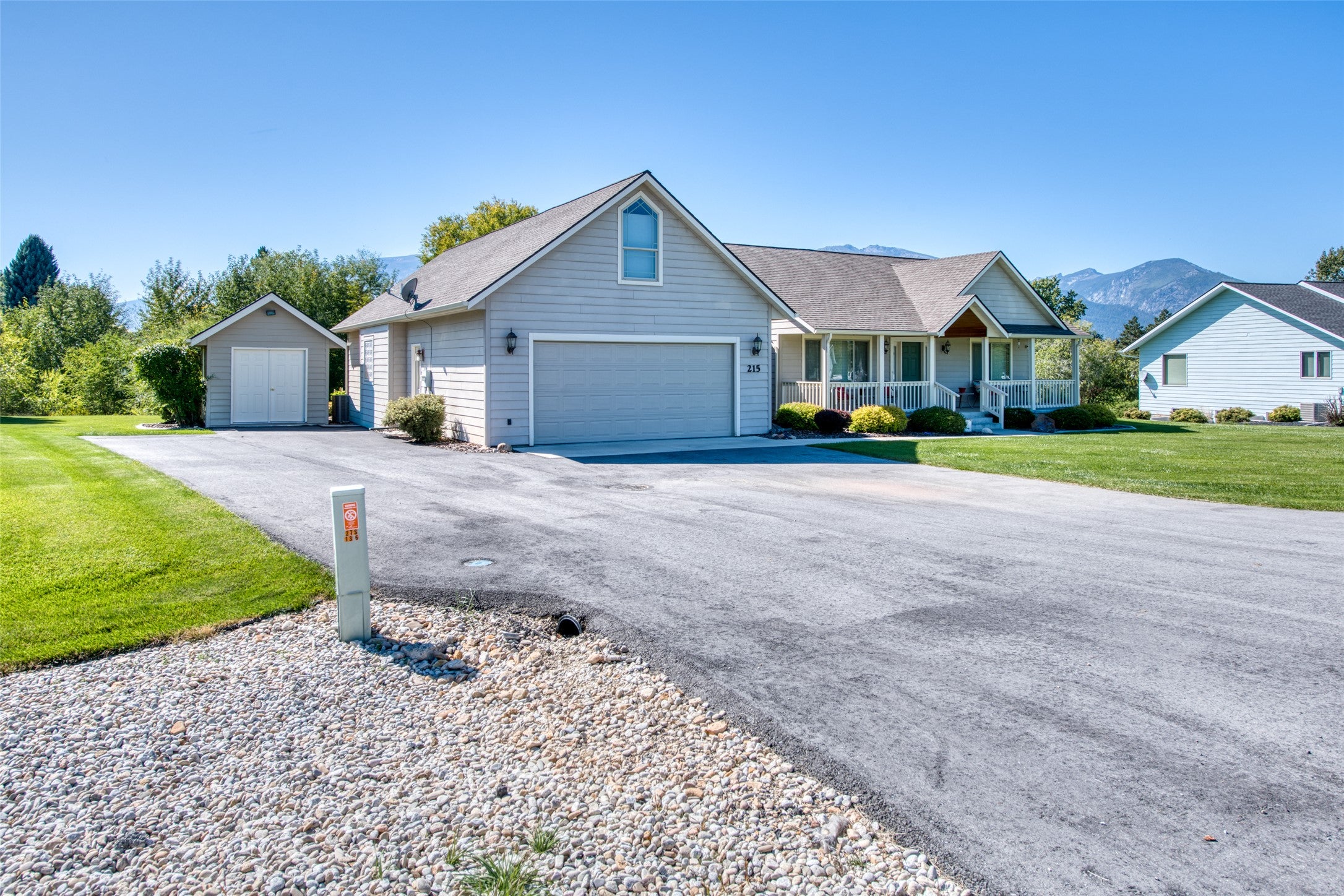 215 Carriage Road