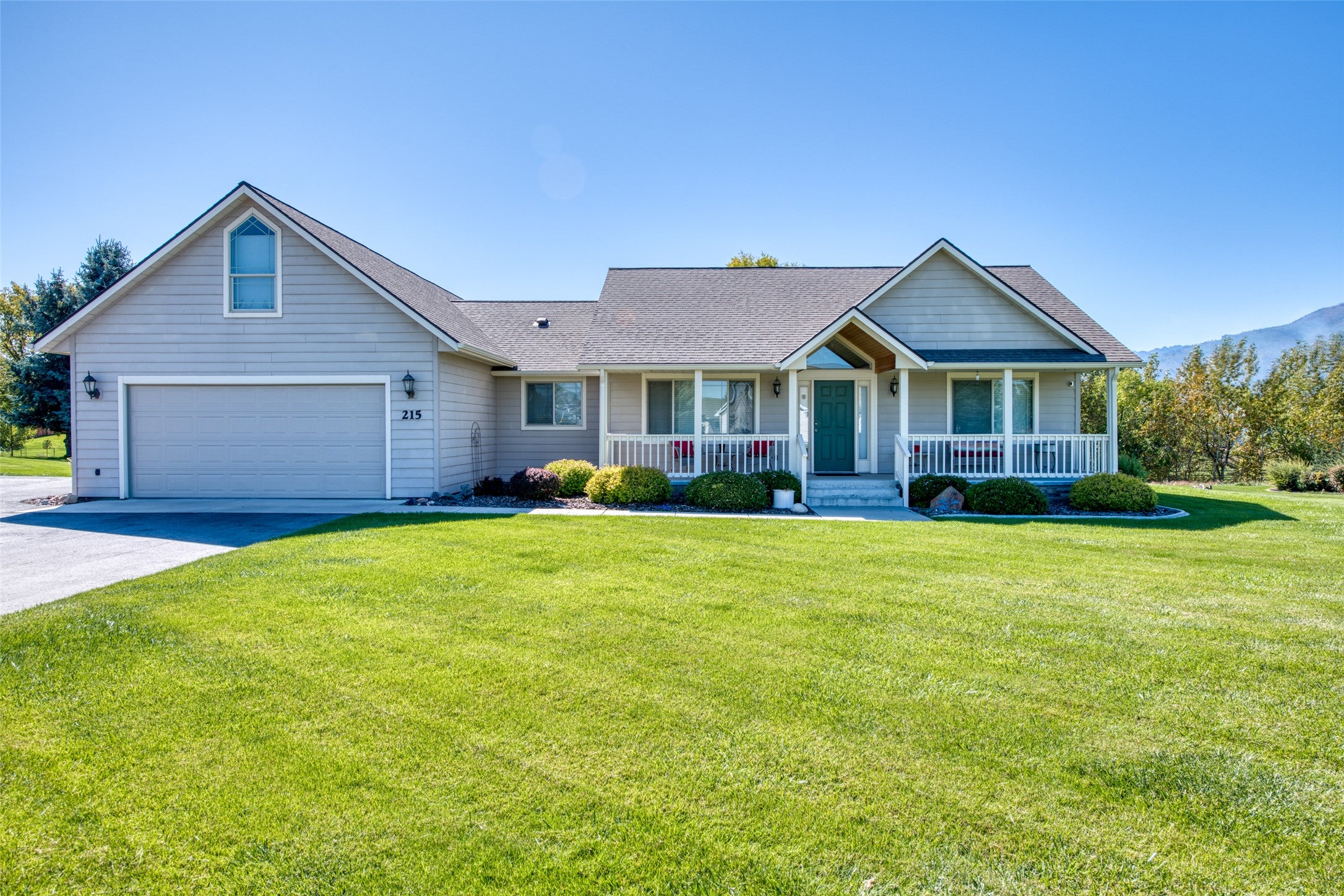 215 Carriage Road