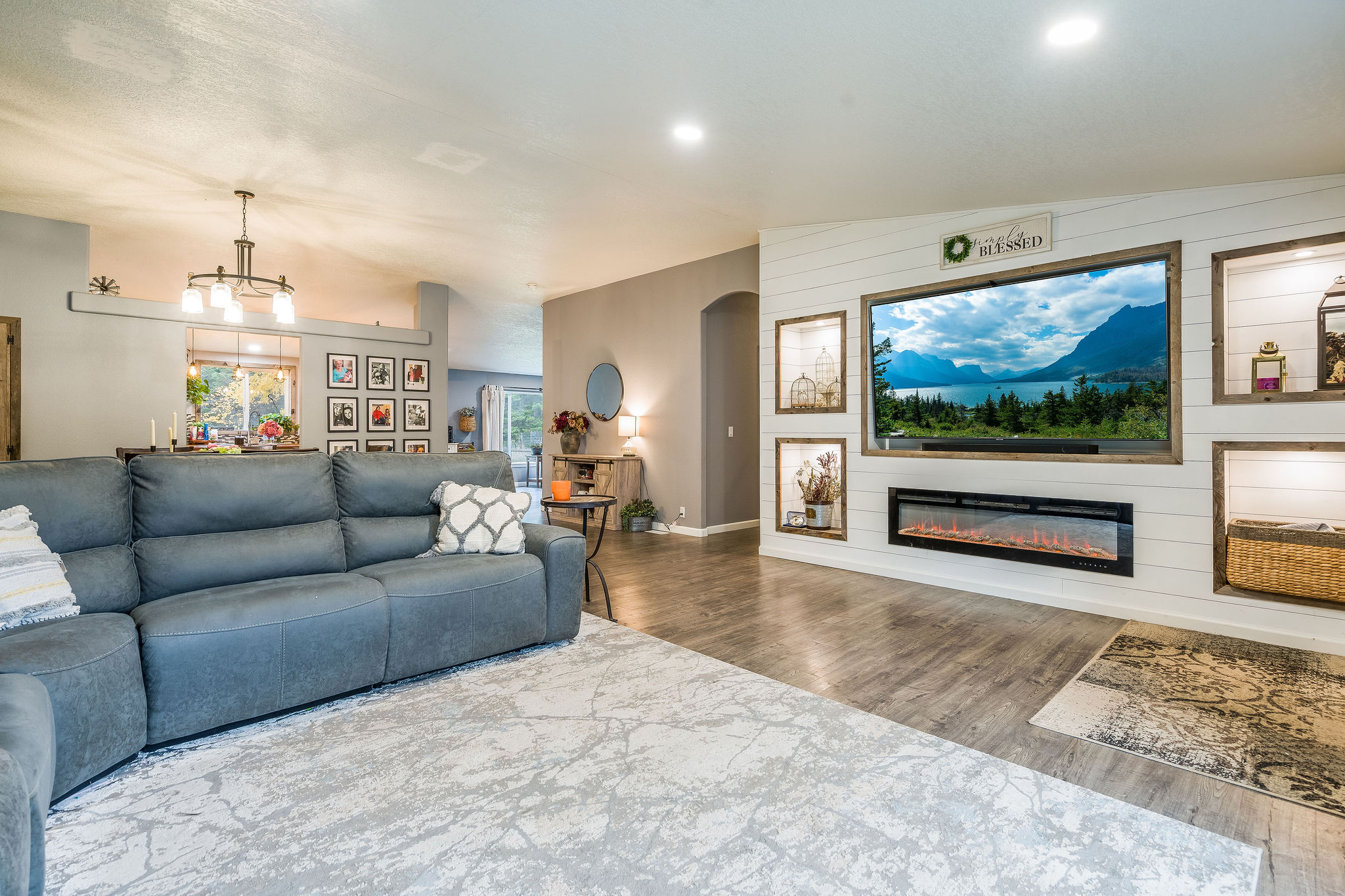 12524 Sunburst Drive