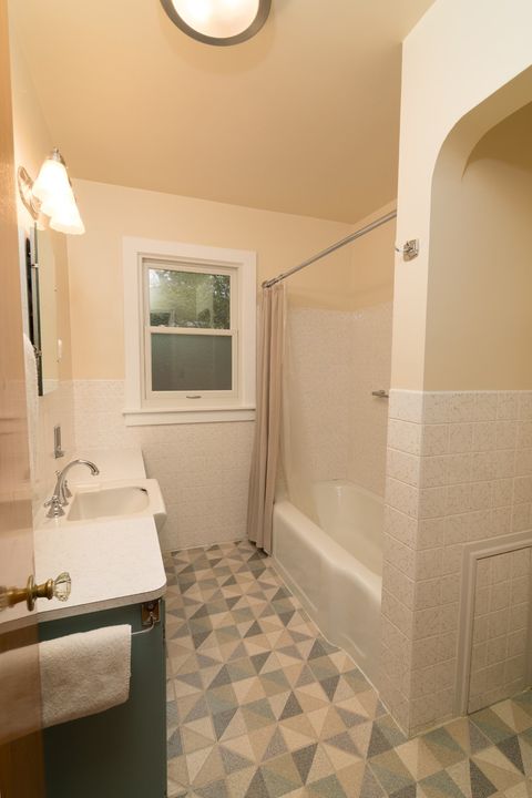Tiny photo for 340 South Avenue W, Missoula, MT 59801 (MLS # 30071659)