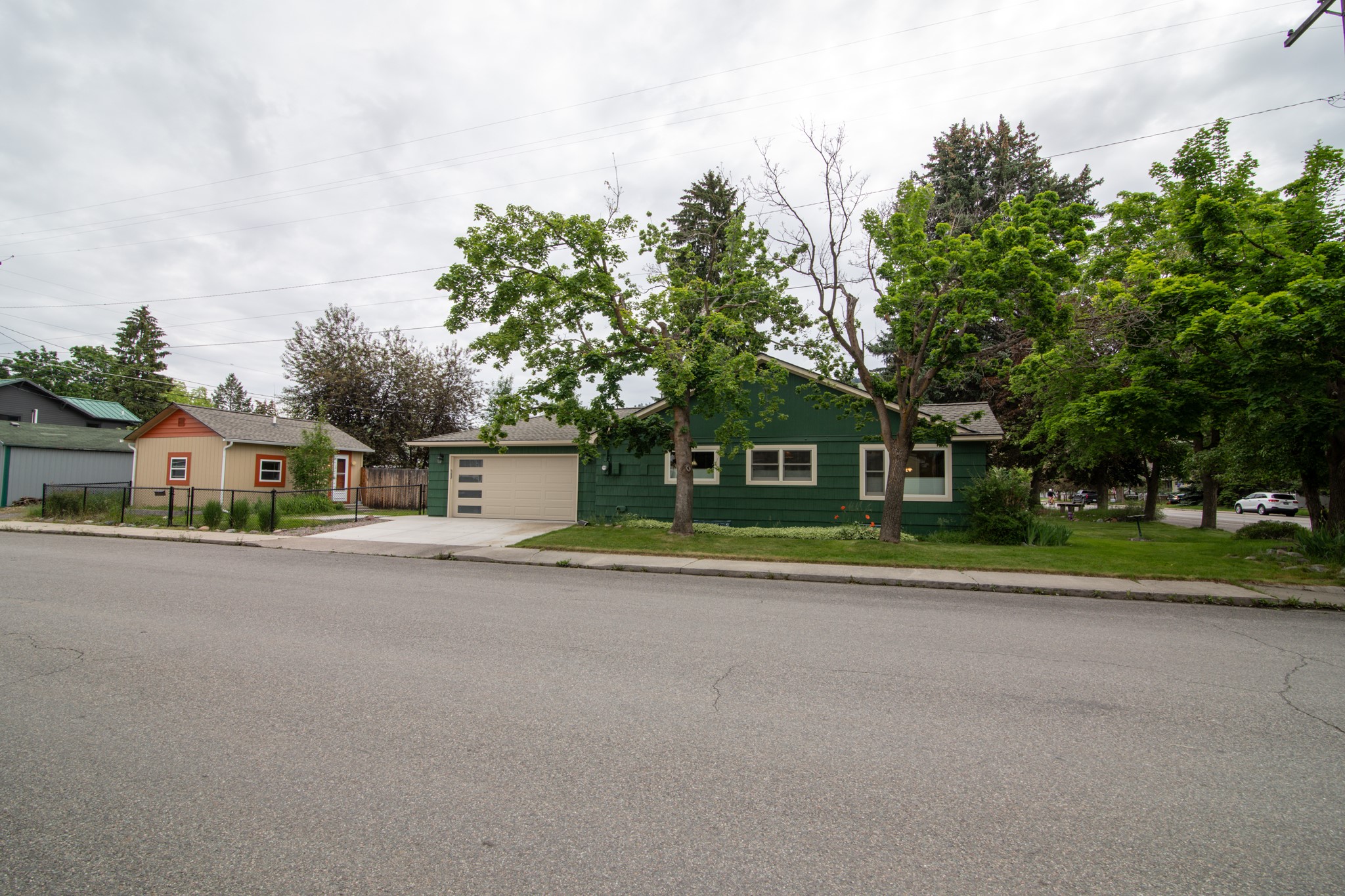 340 South Avenue W