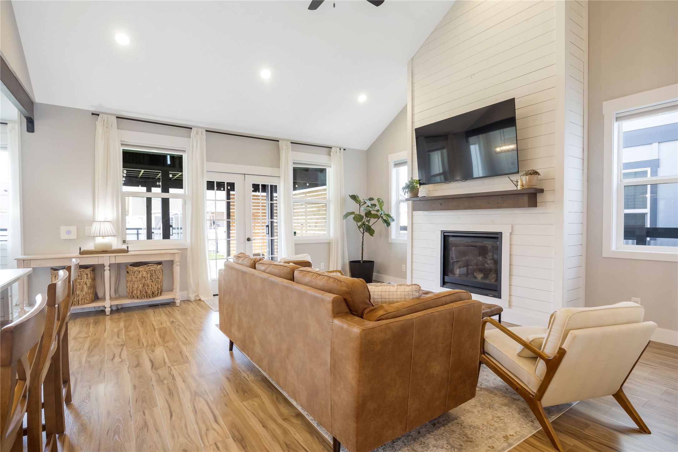 5569 Hereford Place