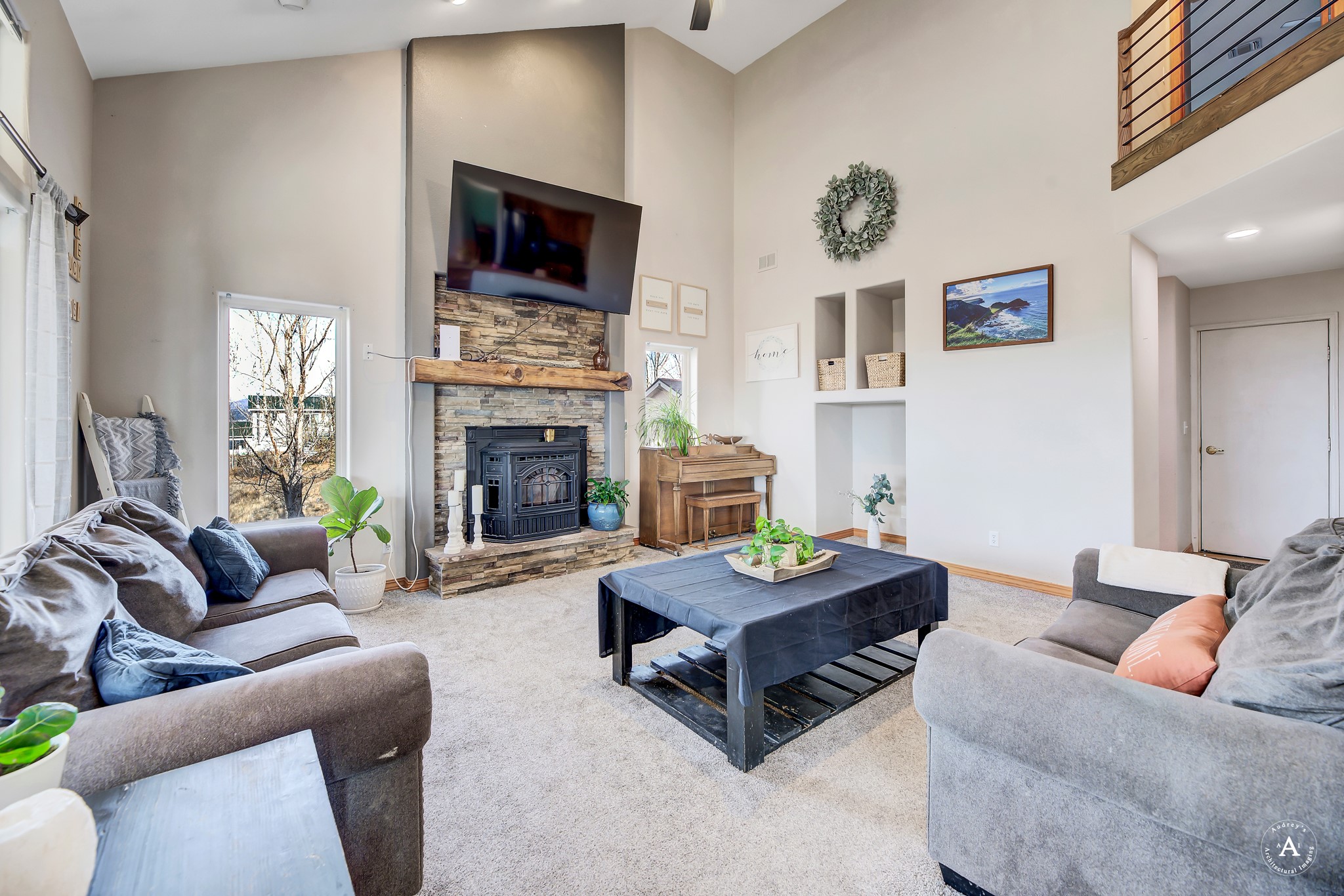 4540 Lake Helena Drive