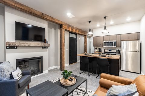 Photo of 305 N Alaska Street #N-0B, Butte, MT 59701 (MLS # 30059815)