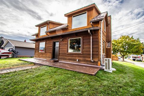 Tiny photo for 826 11th Street E, Kalispell, MT 59901 (MLS # 30058379)