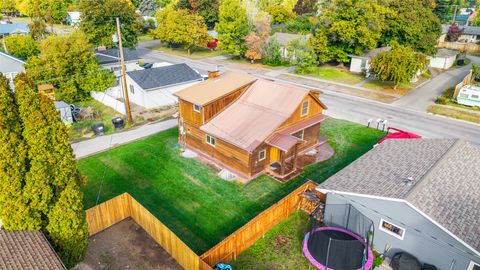 Tiny photo for 826 11th Street E, Kalispell, MT 59901 (MLS # 30058379)