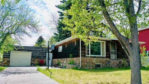 Photo of 620 S 10th Street, Livingston, MT 59047 (MLS # 30071169)