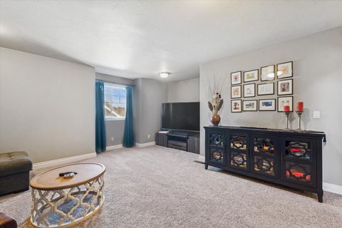 Tiny photo for 44 Glacier Circle, Kalispell, MT 59901 (MLS # 30065350)