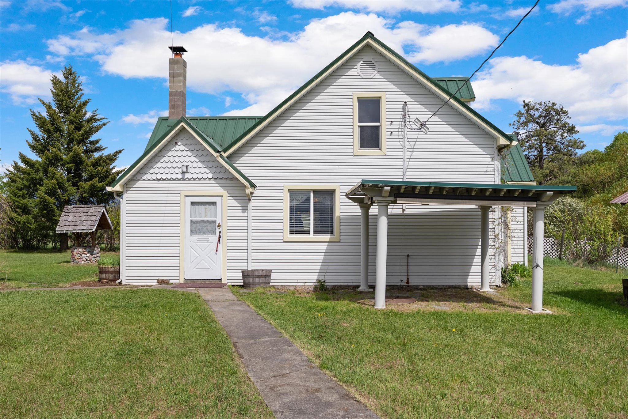6290 US Highway 2 W