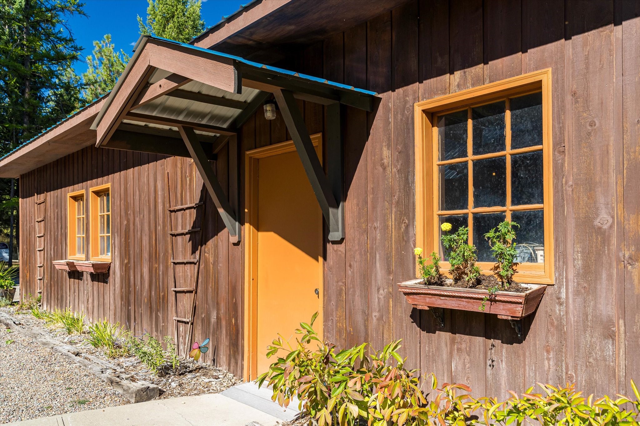 Kalispell, Montana 59901, United States, 2 Bedrooms Bedrooms, ,2 BathroomsBathrooms,Residential,Pending,40315