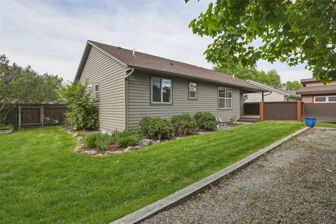Tiny photo for 2117 Inverness Place, Missoula, MT 59801 (MLS # 30071269)
