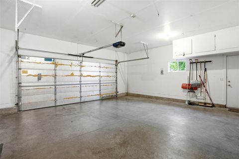 Tiny photo for 2117 Inverness Place, Missoula, MT 59801 (MLS # 30071269)