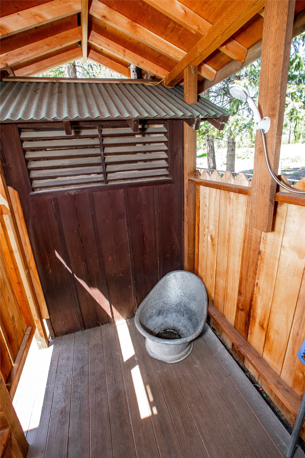 Condon, Montana 59826, United States, 3 Bedrooms Bedrooms, ,1 BathroomBathrooms,Residential,Active,47799