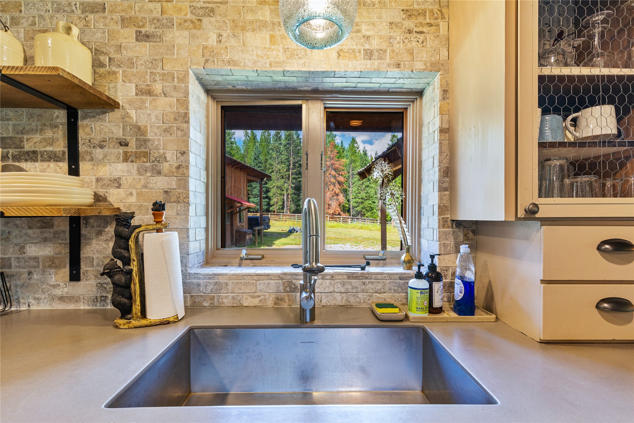 Condon, Montana 59826, United States, 3 Bedrooms Bedrooms, ,1 BathroomBathrooms,Residential,Active,47799