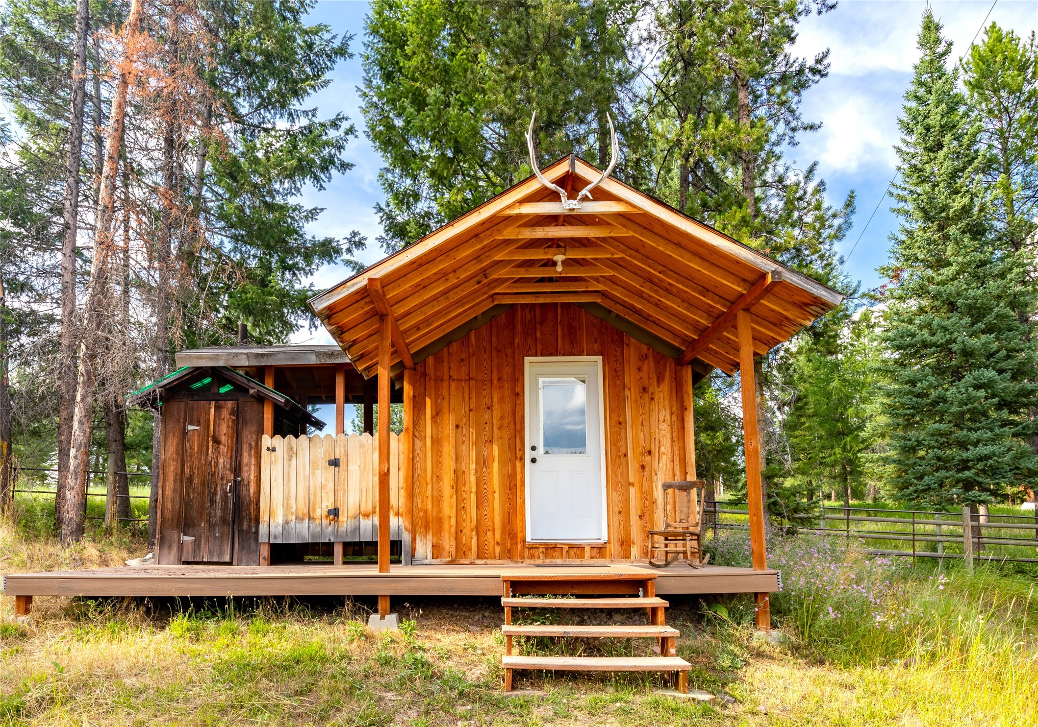 Condon, Montana 59826, United States, 3 Bedrooms Bedrooms, ,1 BathroomBathrooms,Residential,Active,47799