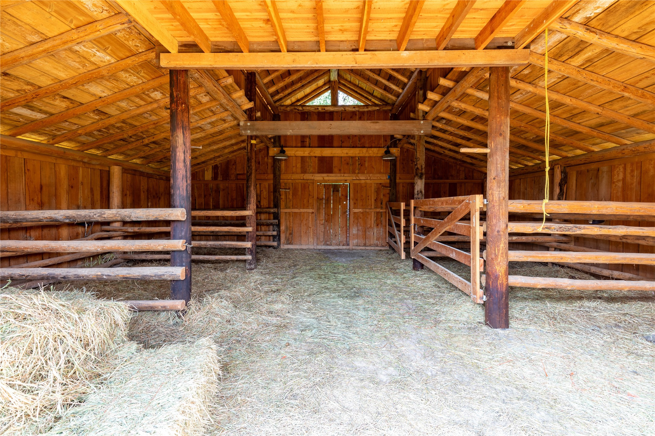 Condon, Montana 59826, United States, 3 Bedrooms Bedrooms, ,1 BathroomBathrooms,Residential,Active,47799