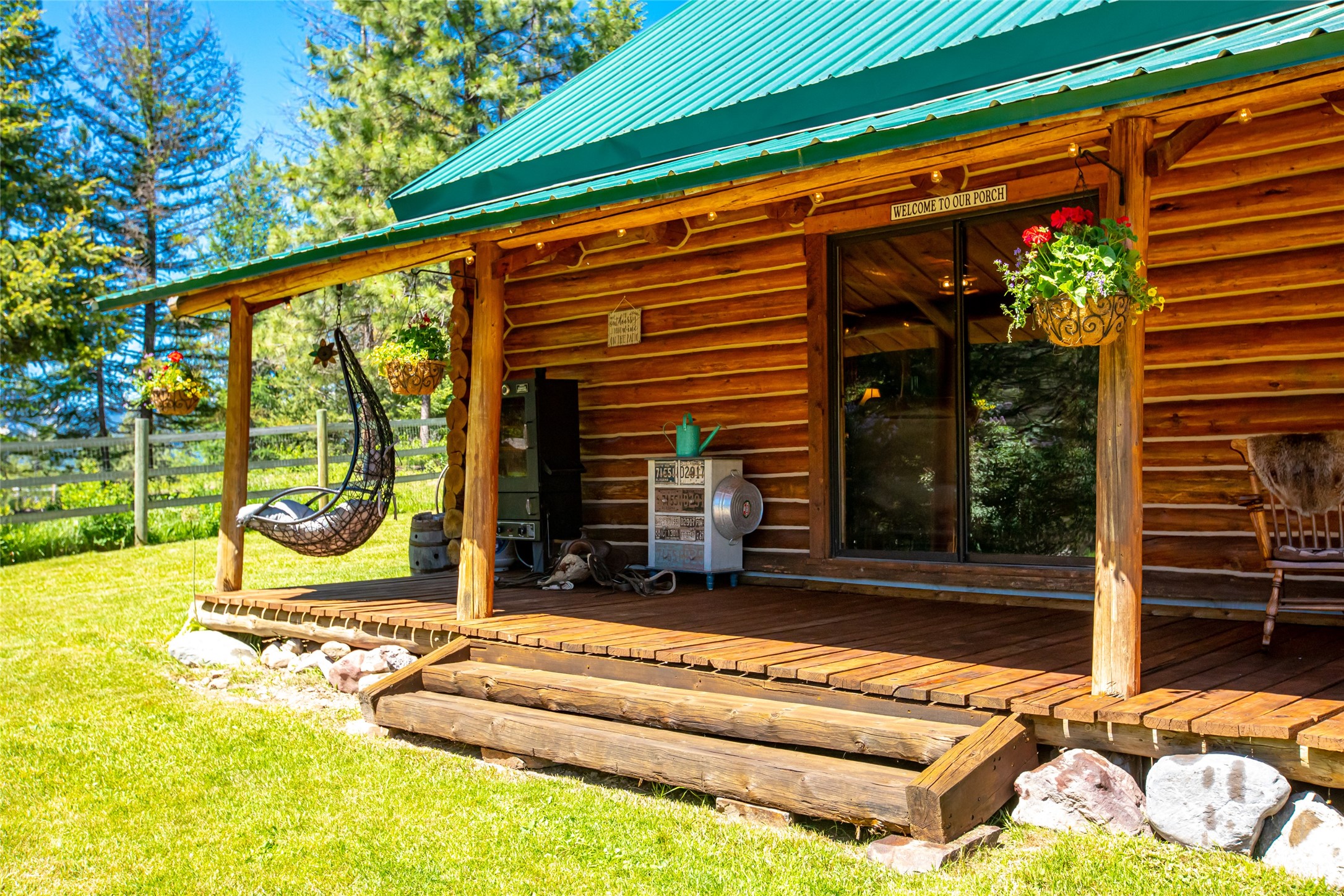 Condon, Montana 59826, United States, 3 Bedrooms Bedrooms, ,1 BathroomBathrooms,Residential,Active,47799