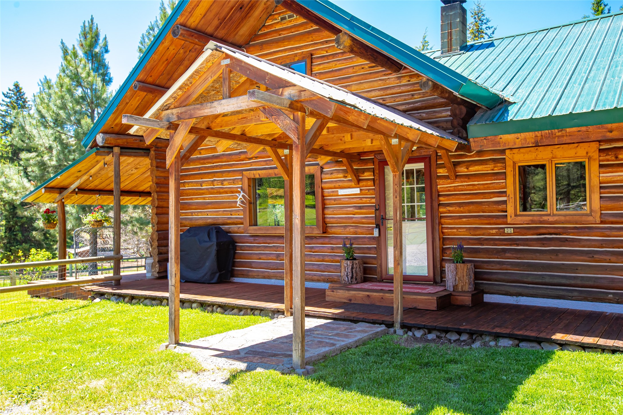 Condon, Montana 59826, United States, 3 Bedrooms Bedrooms, ,1 BathroomBathrooms,Residential,Active,47799