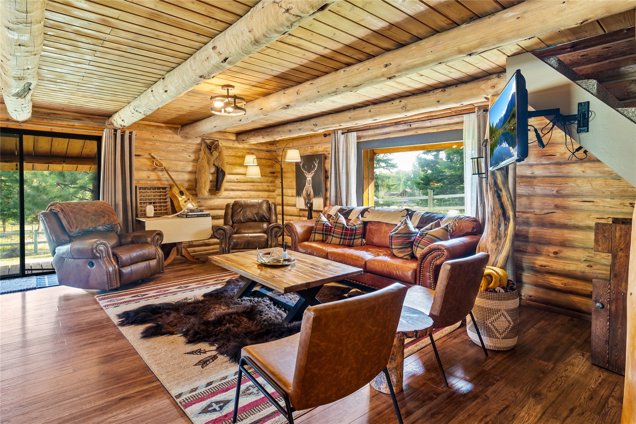 Condon, Montana 59826, United States, 3 Bedrooms Bedrooms, ,1 BathroomBathrooms,Residential,Active,47799