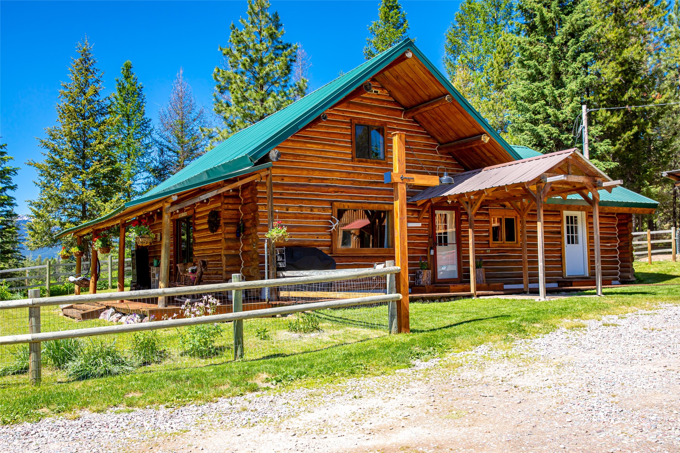 Condon, Montana 59826, United States, 3 Bedrooms Bedrooms, ,1 BathroomBathrooms,Residential,Active,47799