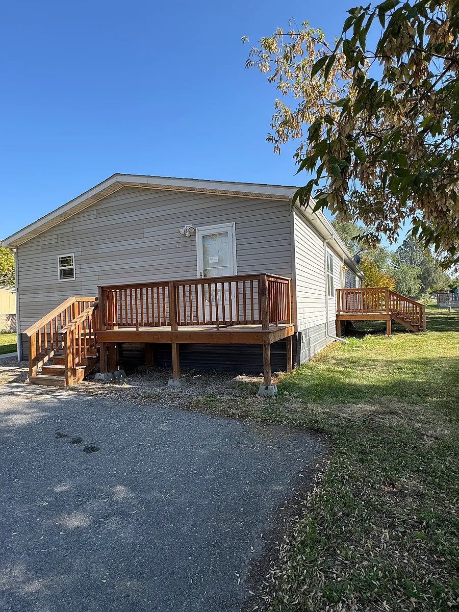 4752 Chandler Street