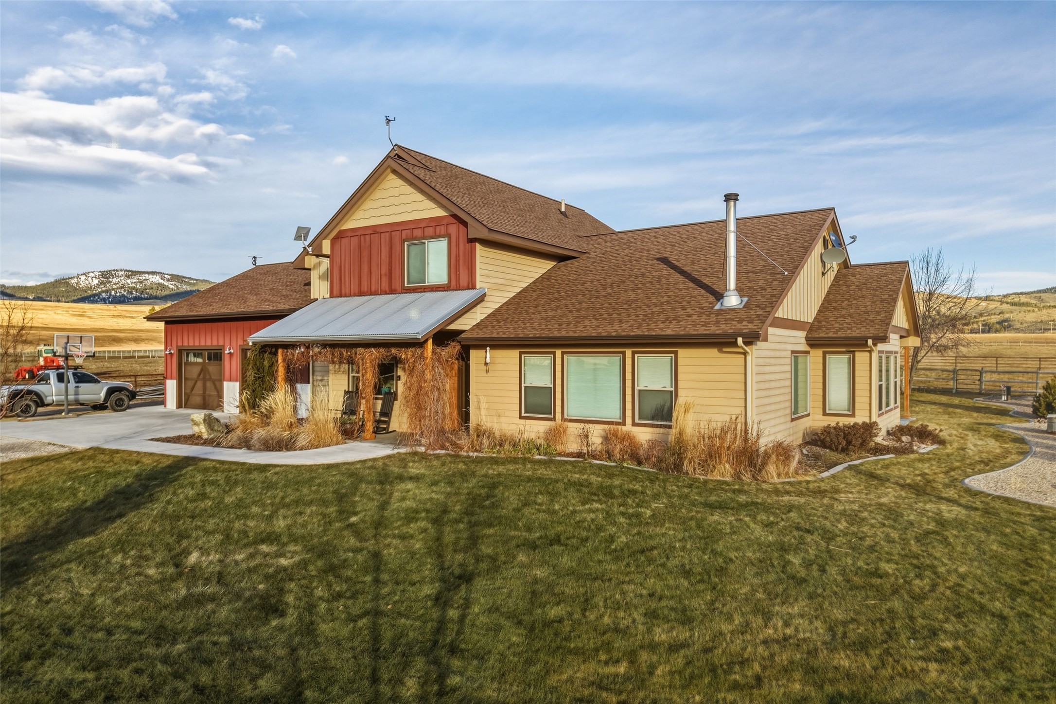 5618 Fairview Lane