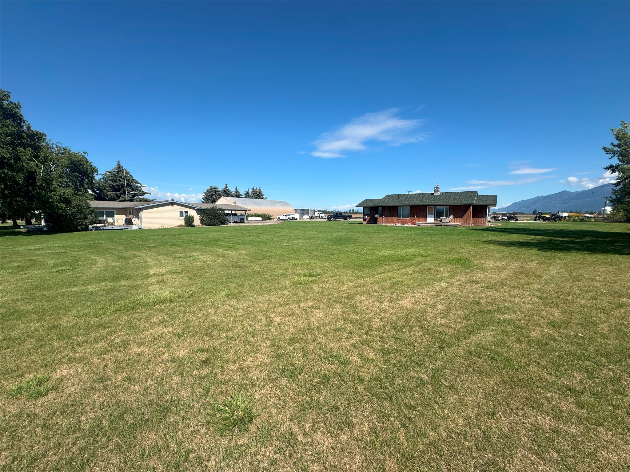 2883 & 2879 Lower Valley Road