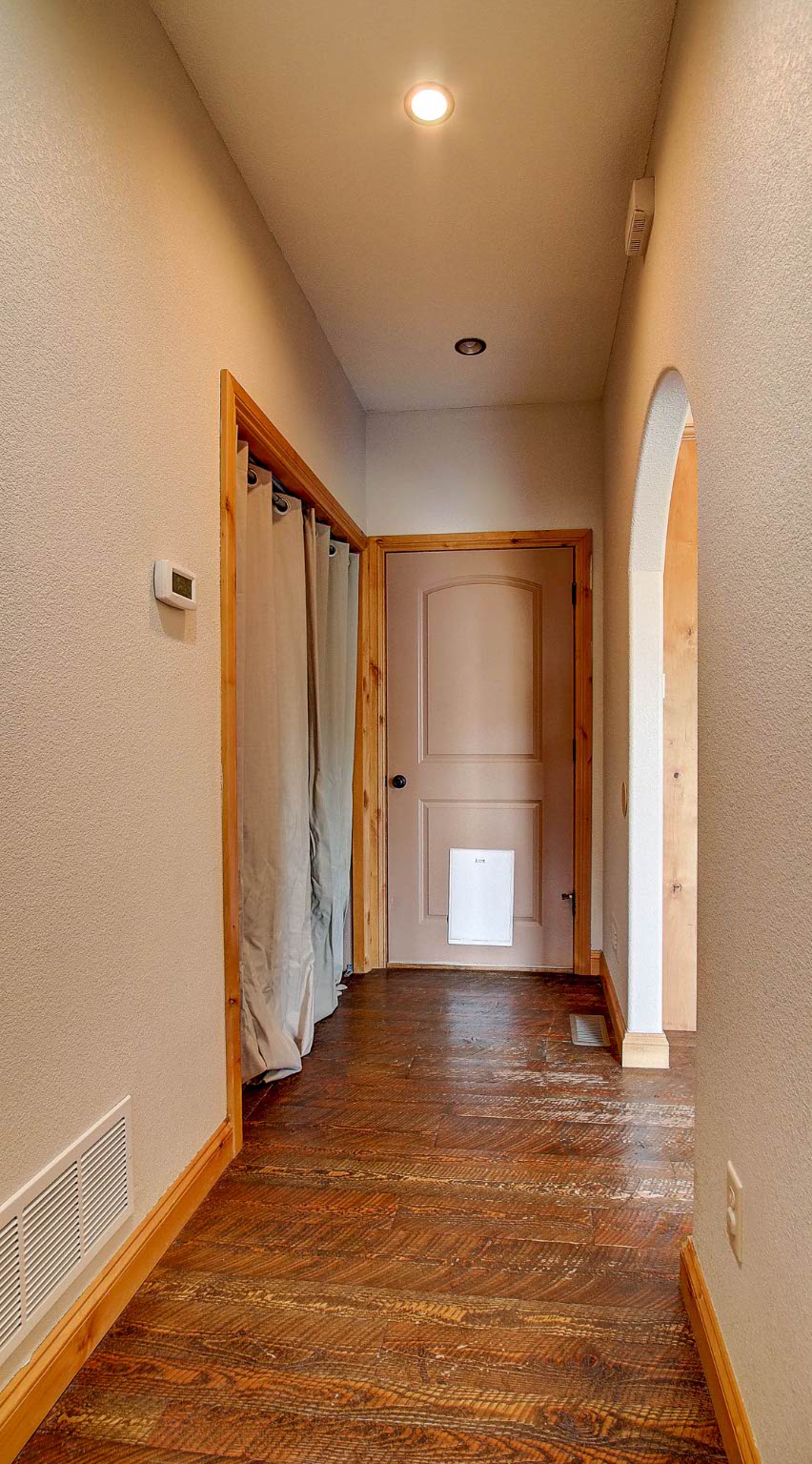 Lolo, Montana 59847, United States, 3 Bedrooms Bedrooms, ,2 BathroomsBathrooms,Residential,Pending,148692