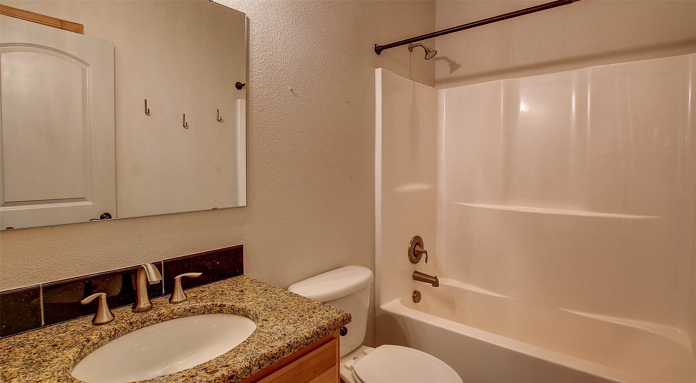 Lolo, Montana 59847, United States, 3 Bedrooms Bedrooms, ,2 BathroomsBathrooms,Residential,Pending,148692