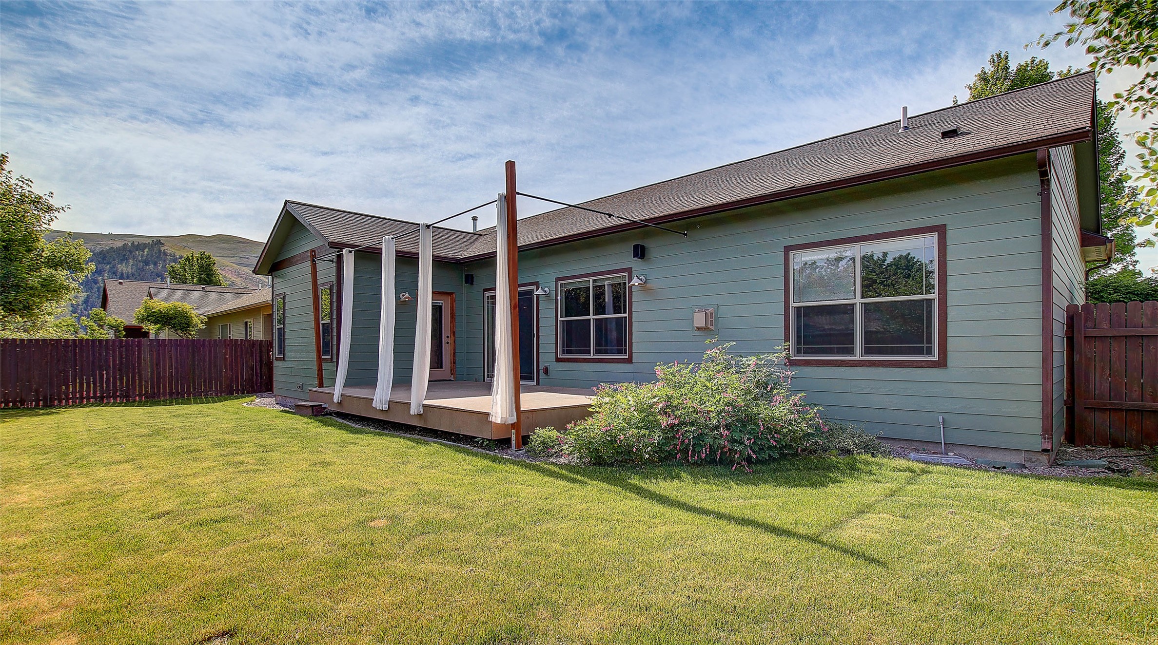 Lolo, Montana 59847, United States, 3 Bedrooms Bedrooms, ,2 BathroomsBathrooms,Residential,Pending,148692