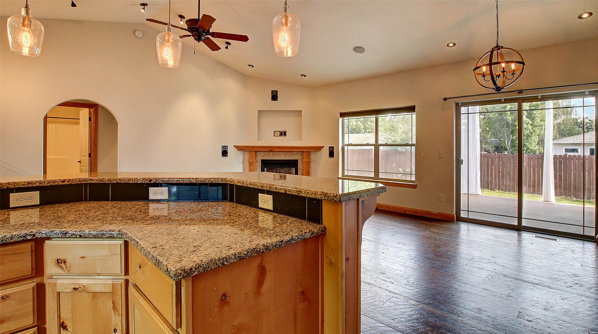 Lolo, Montana 59847, United States, 3 Bedrooms Bedrooms, ,2 BathroomsBathrooms,Residential,Pending,148692