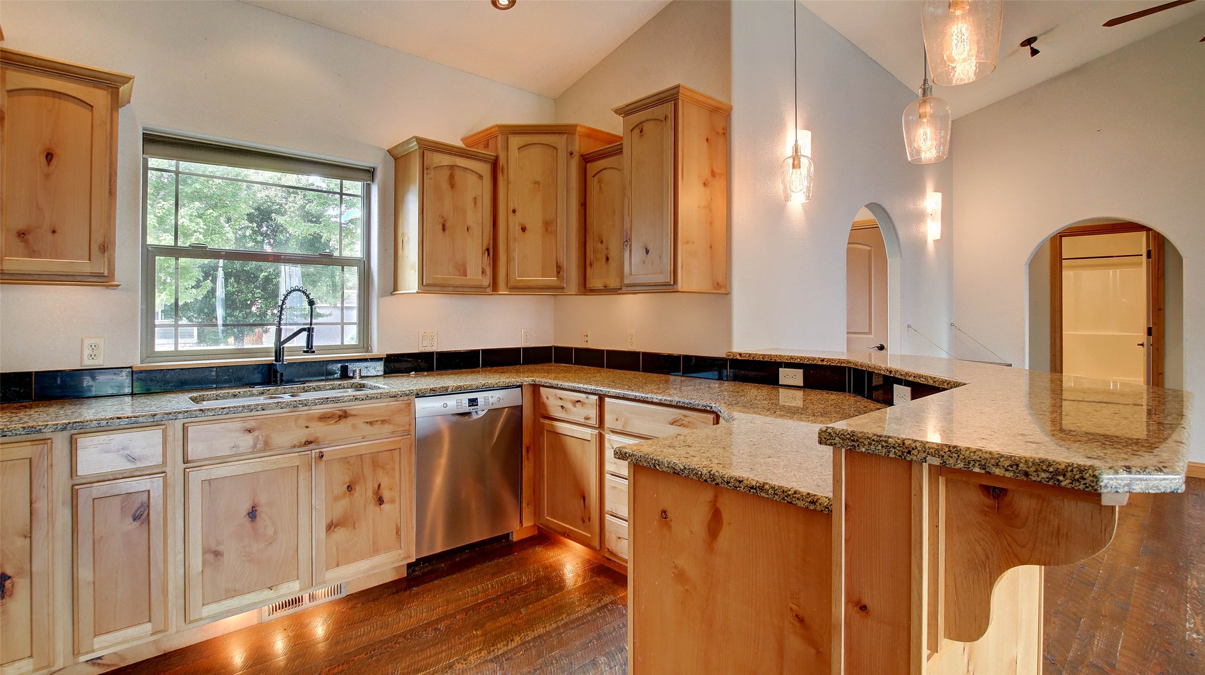 Lolo, Montana 59847, United States, 3 Bedrooms Bedrooms, ,2 BathroomsBathrooms,Residential,Pending,148692