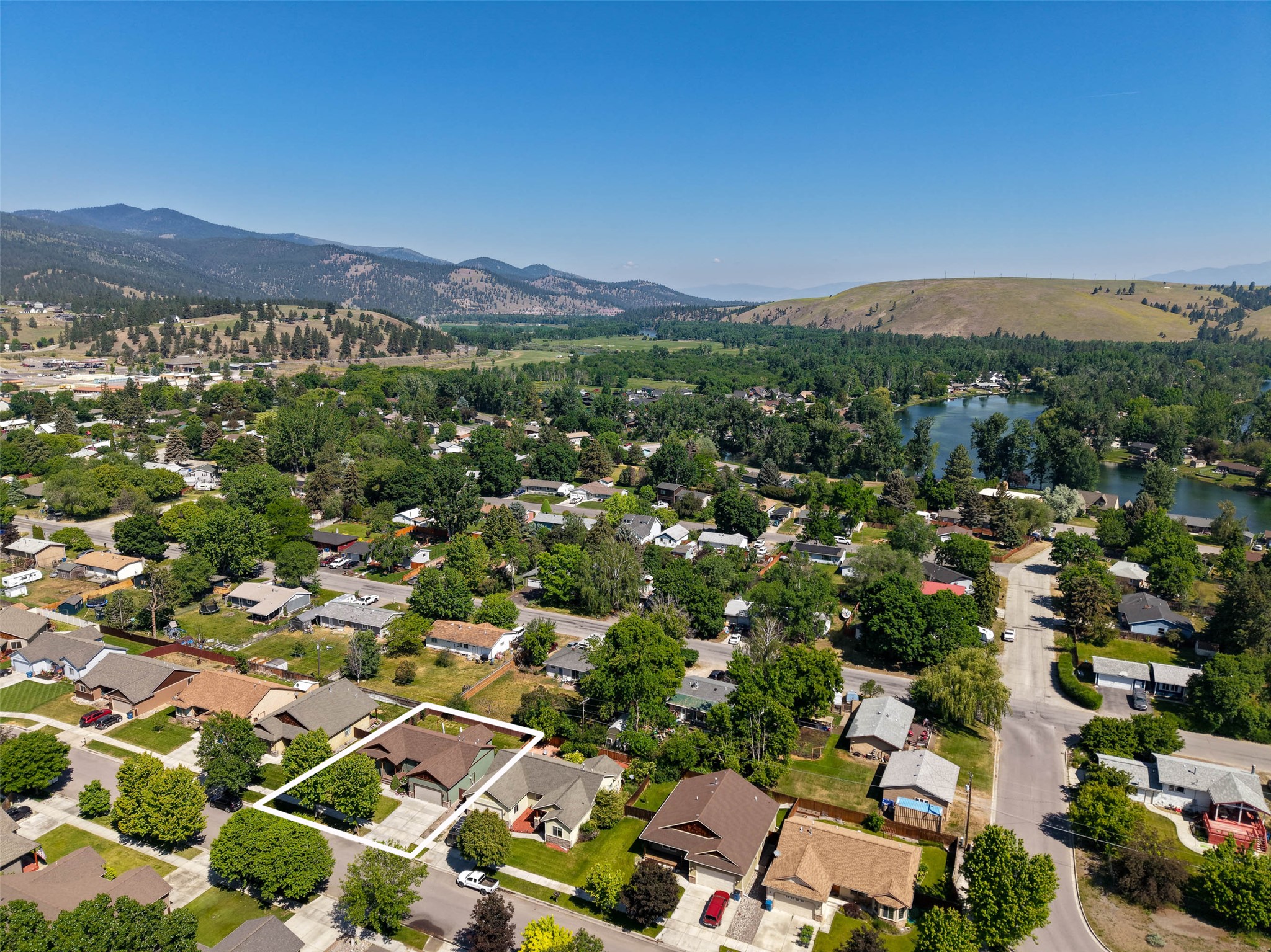 Lolo, Montana 59847, United States, 3 Bedrooms Bedrooms, ,2 BathroomsBathrooms,Residential,Pending,148692