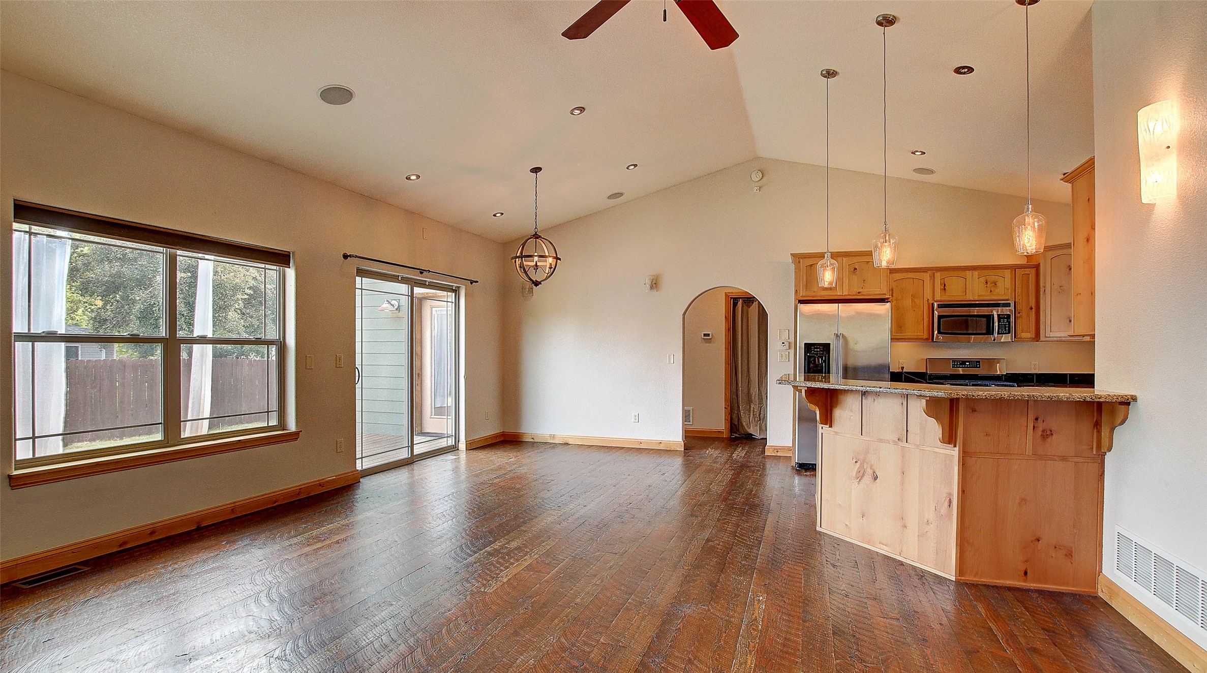 Lolo, Montana 59847, United States, 3 Bedrooms Bedrooms, ,2 BathroomsBathrooms,Residential,Pending,148692