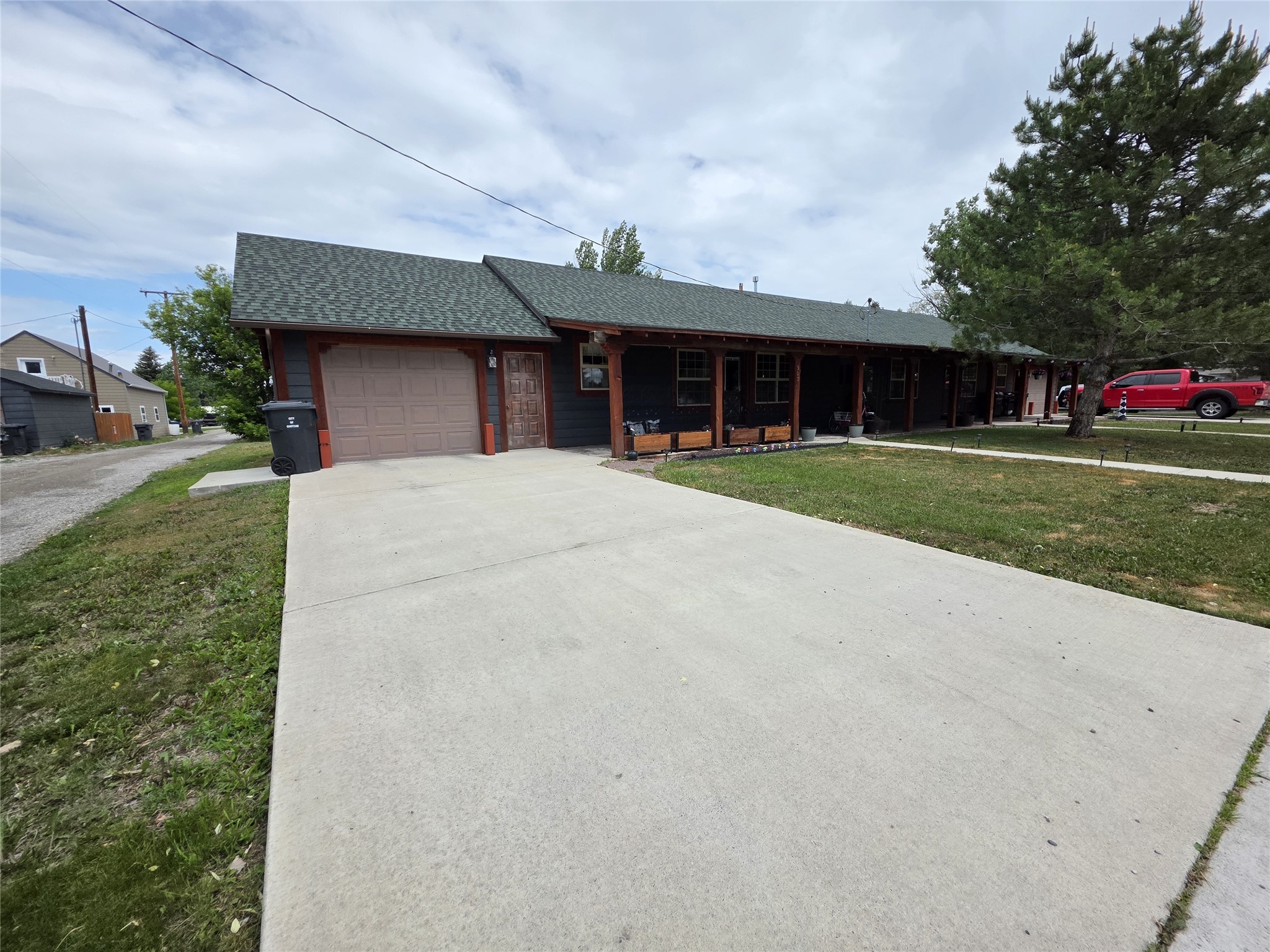 316 3rd Avenue SW 305 4th ST SW