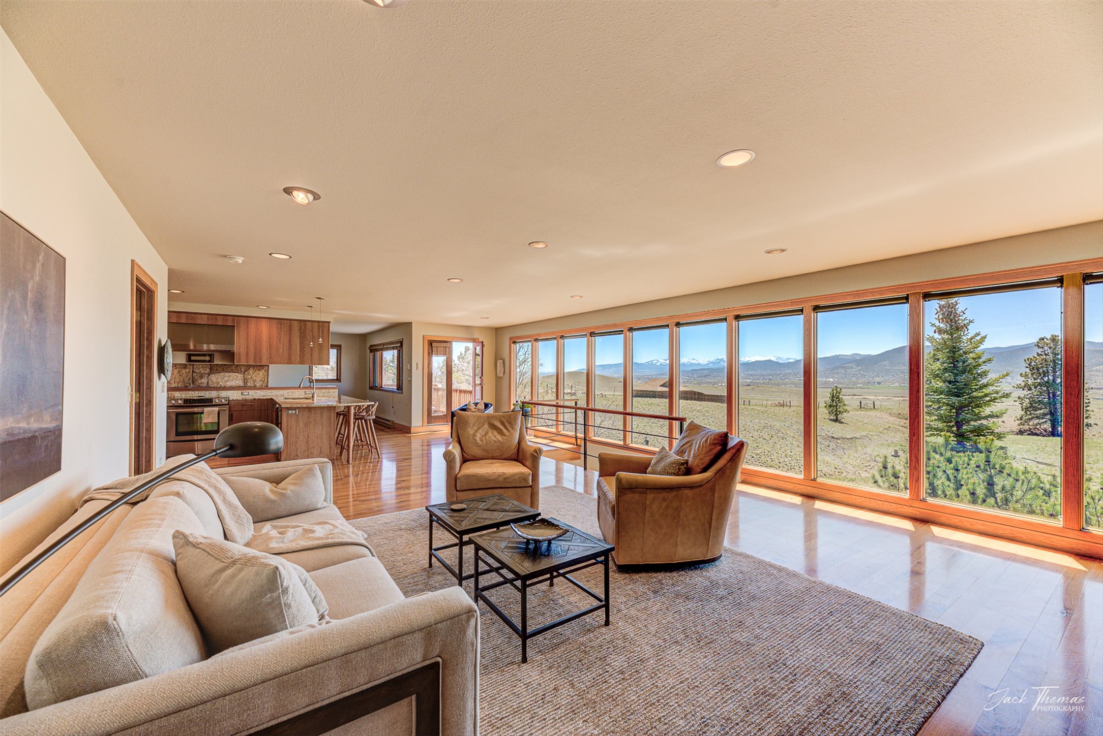 1087 Sunny Vista Road