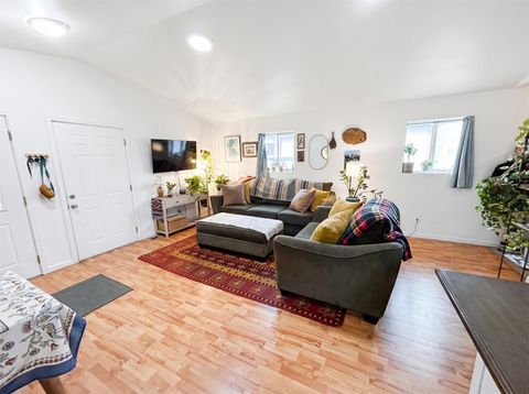 Tiny photo for 905 Defoe Street, Missoula, MT 59802 (MLS # 30069206)