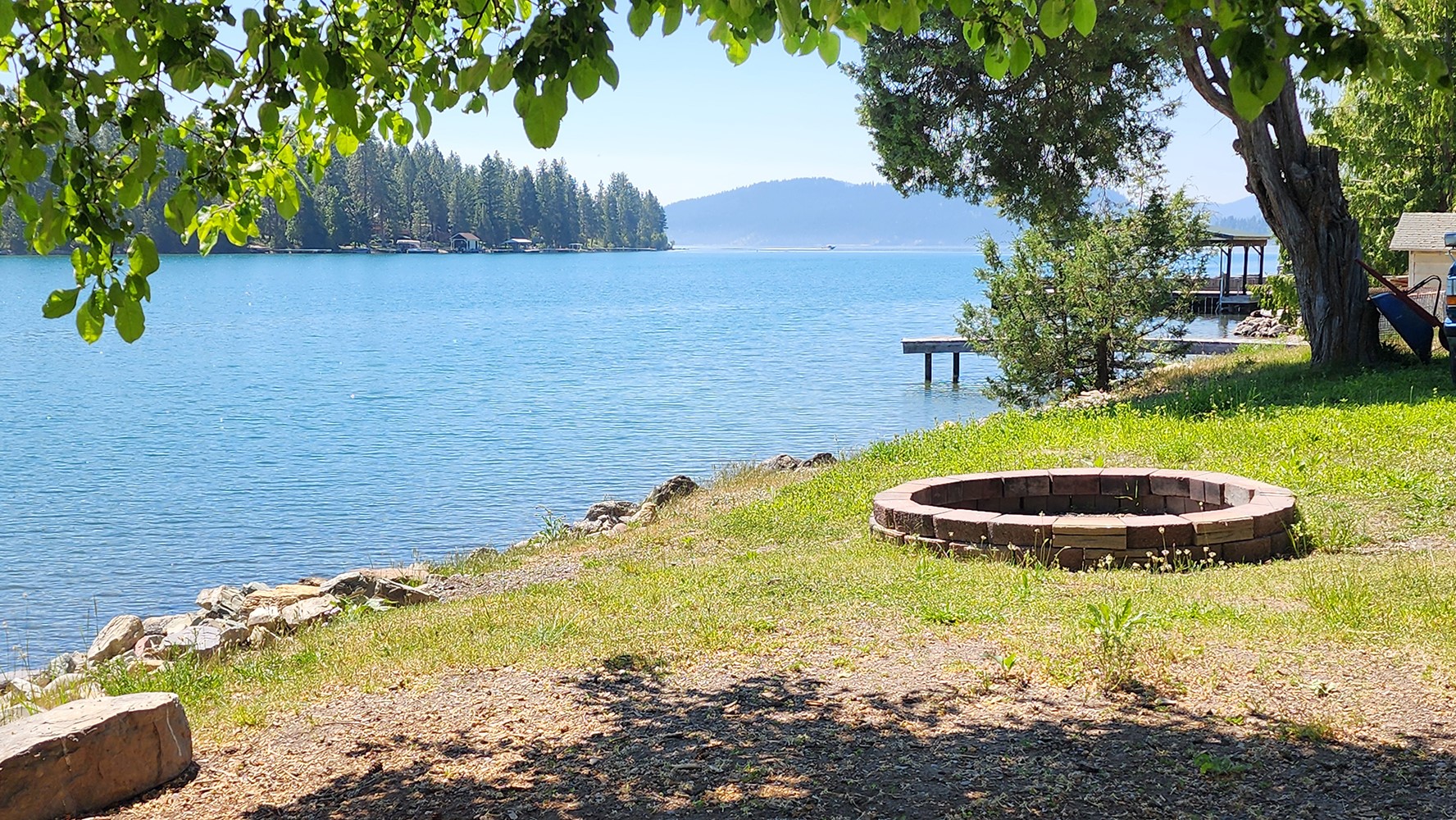 21439 Rollins Lakeshore Drive