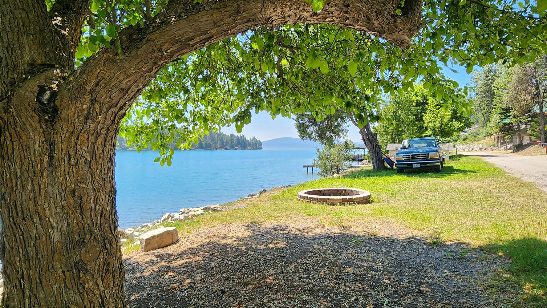 21439 Rollins Lakeshore Drive