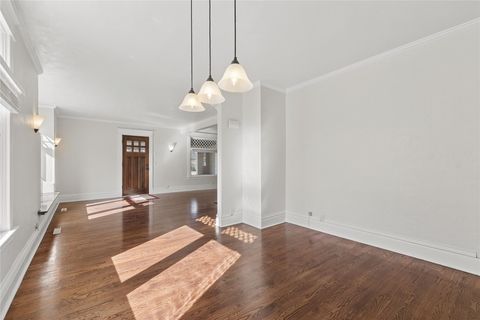 Tiny photo for 31 5th Avenue E, Kalispell, MT 59901 (MLS # 30067390)