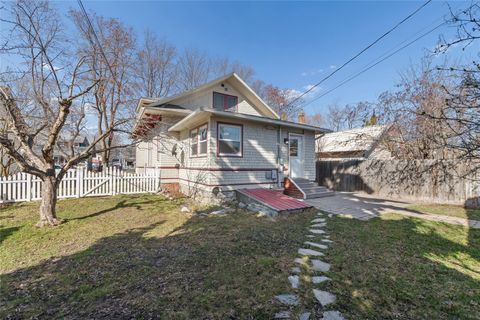 Tiny photo for 31 5th Avenue E, Kalispell, MT 59901 (MLS # 30067390)